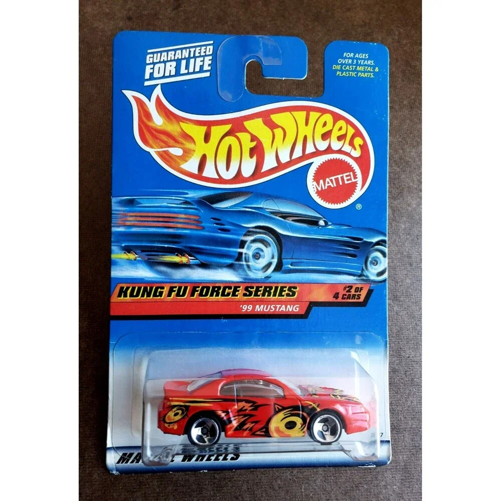 VTG 2000 Hot Wheel '99 MUSTANG Red KUNG FU FORCE Series #2/5 1:64 3 Spoke #26037